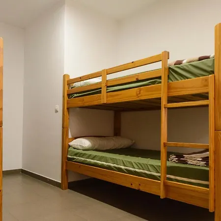Undués De Lerda Hostal